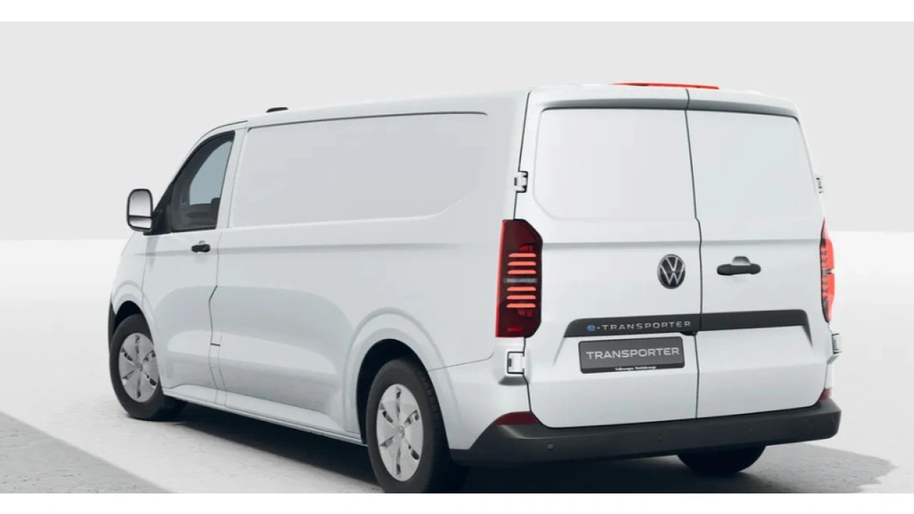 VW Bedrijfswagens E-Transporter L2H1 64kWh 100kW 136PK Life