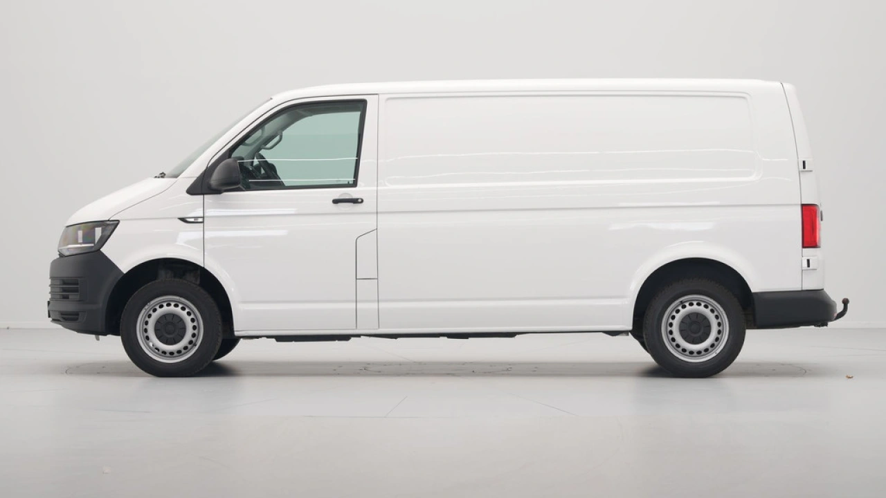 VW Bedrijfswagens Transporter L2H1 2.0 TDI 85pk Trendline-Executive