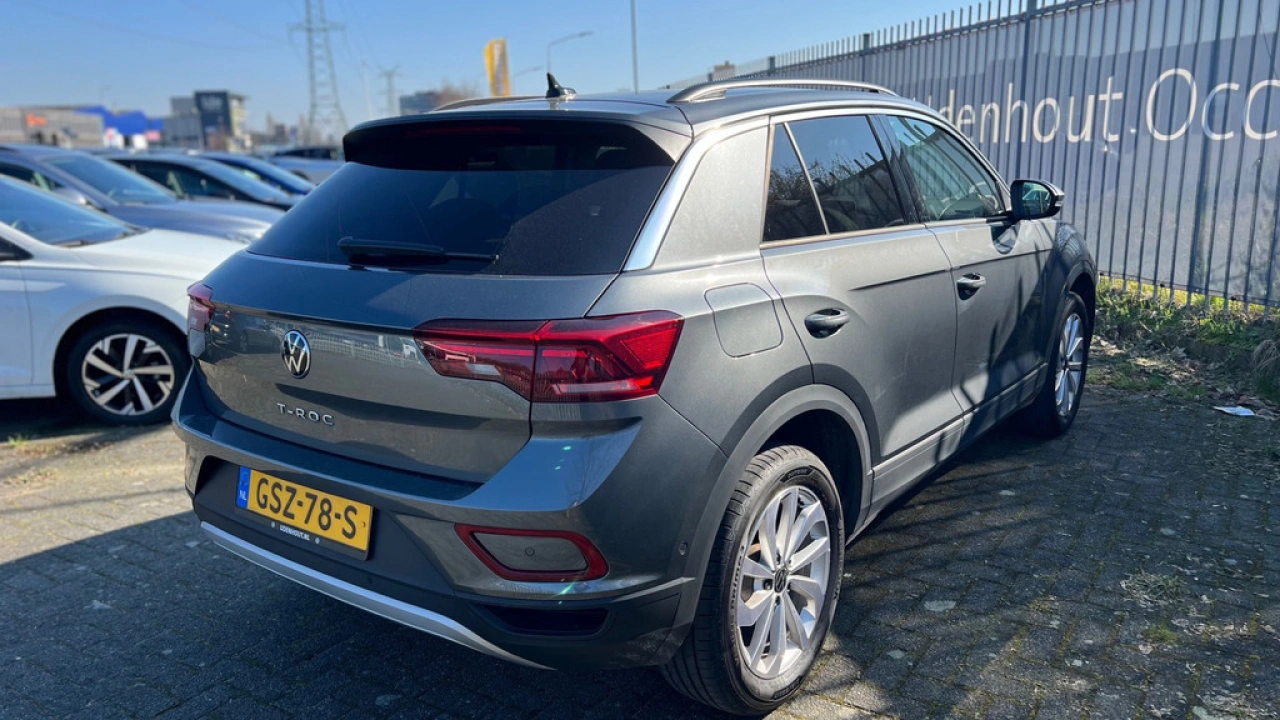 Volkswagen T-Roc 1.0 TSI 116pk Oranje Edition Navigatie Camera