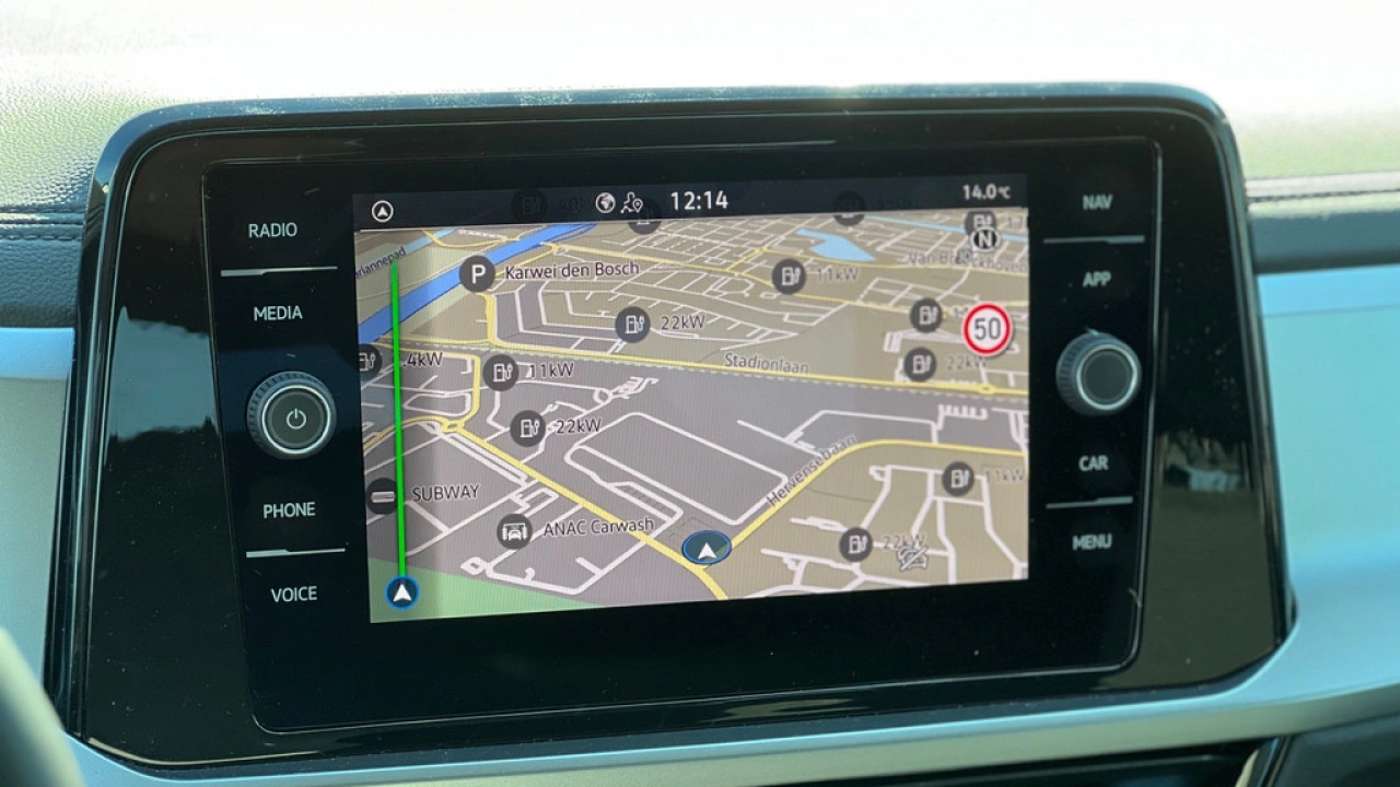 Volkswagen T-Roc 1.0 TSI 116pk Oranje Edition Navigatie Camera