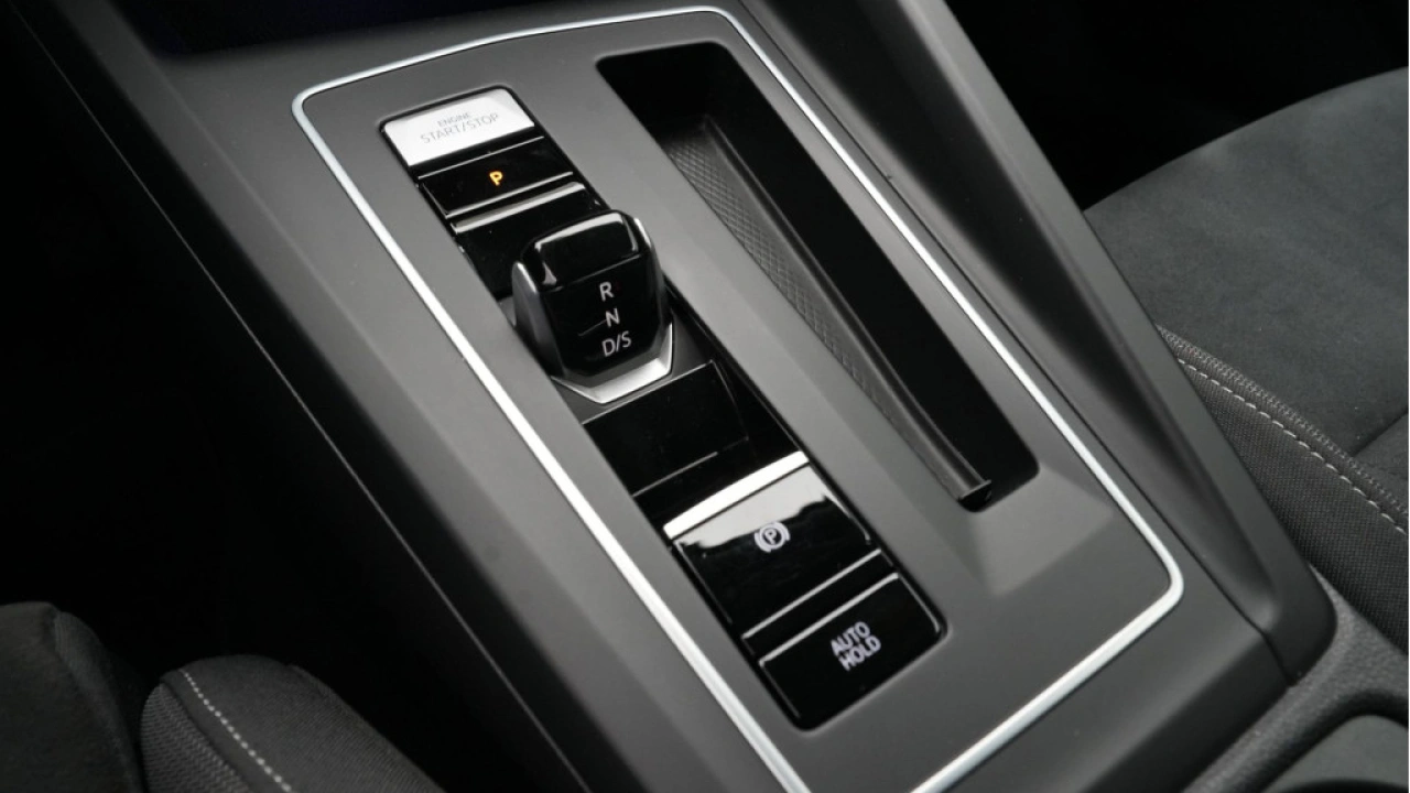 Volkswagen Golf 1.4 TSI eHybrid 204pk DSG Style Navigatie