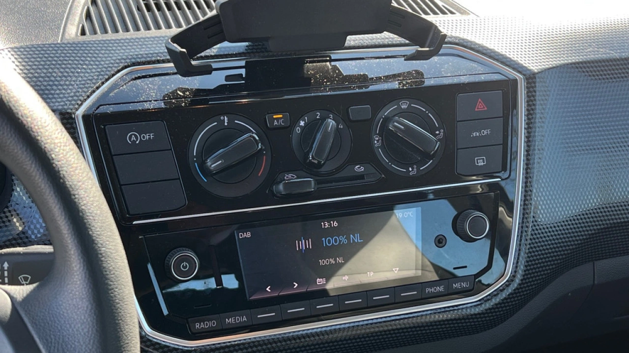 Volkswagen up! 1.0 65pk Lane Assist Airco Bluetooth