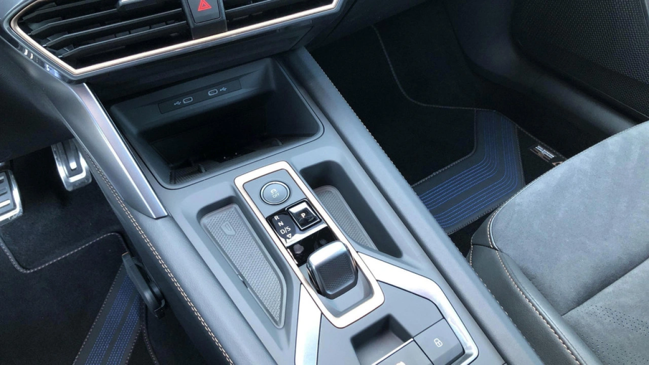 CUPRA Formentor 1.5 TSI e-Hybrid Business