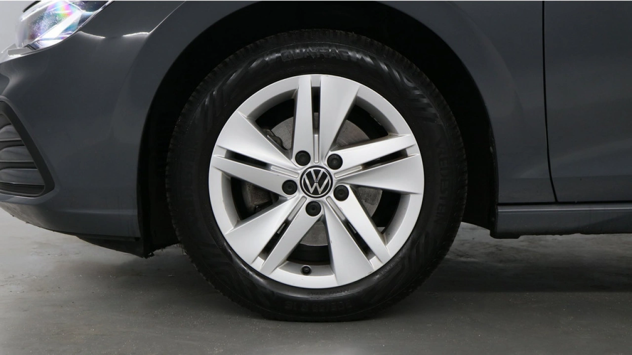 Volkswagen Golf 1.0 eTSI 110pk Life DSG