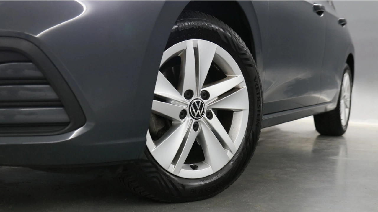 Volkswagen Golf 1.0 eTSI 110pk Life DSG