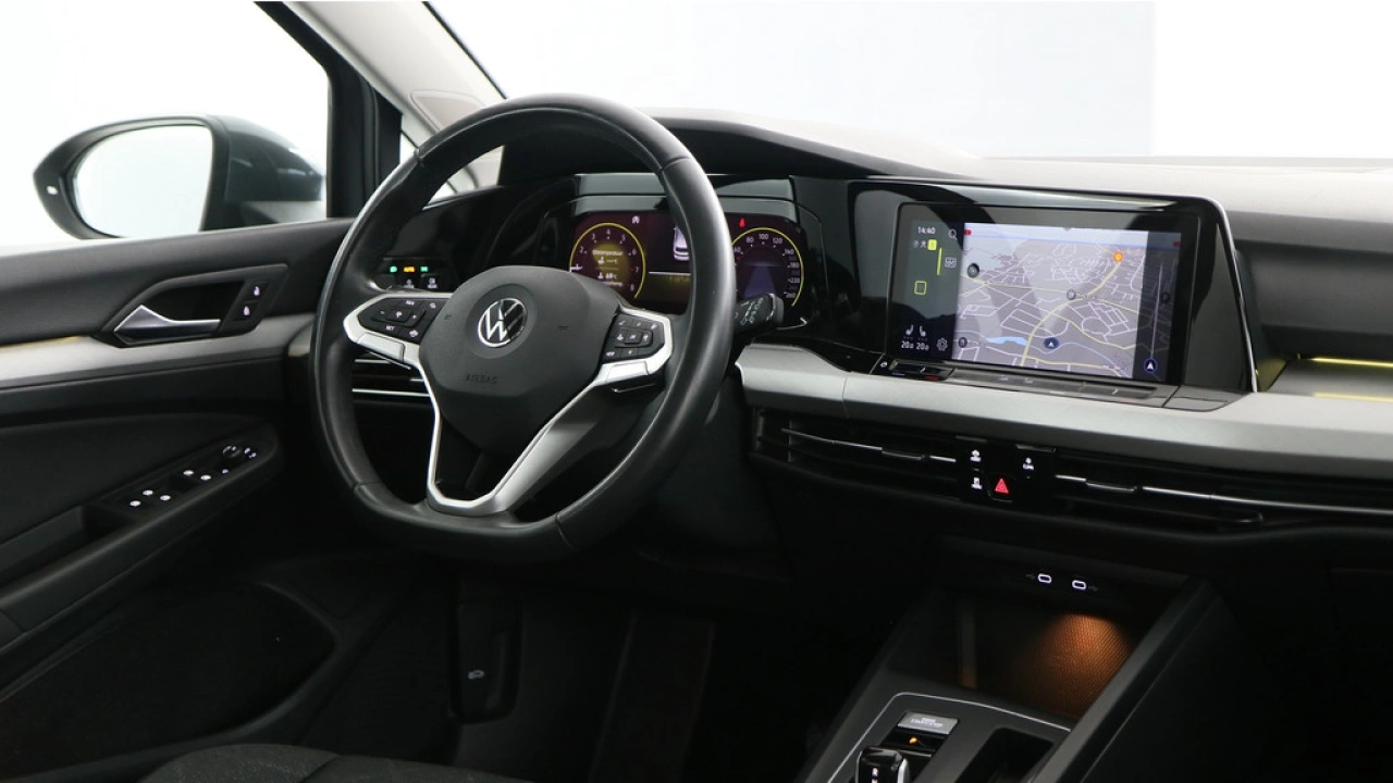 Volkswagen Golf 1.0 eTSI 110pk Life DSG