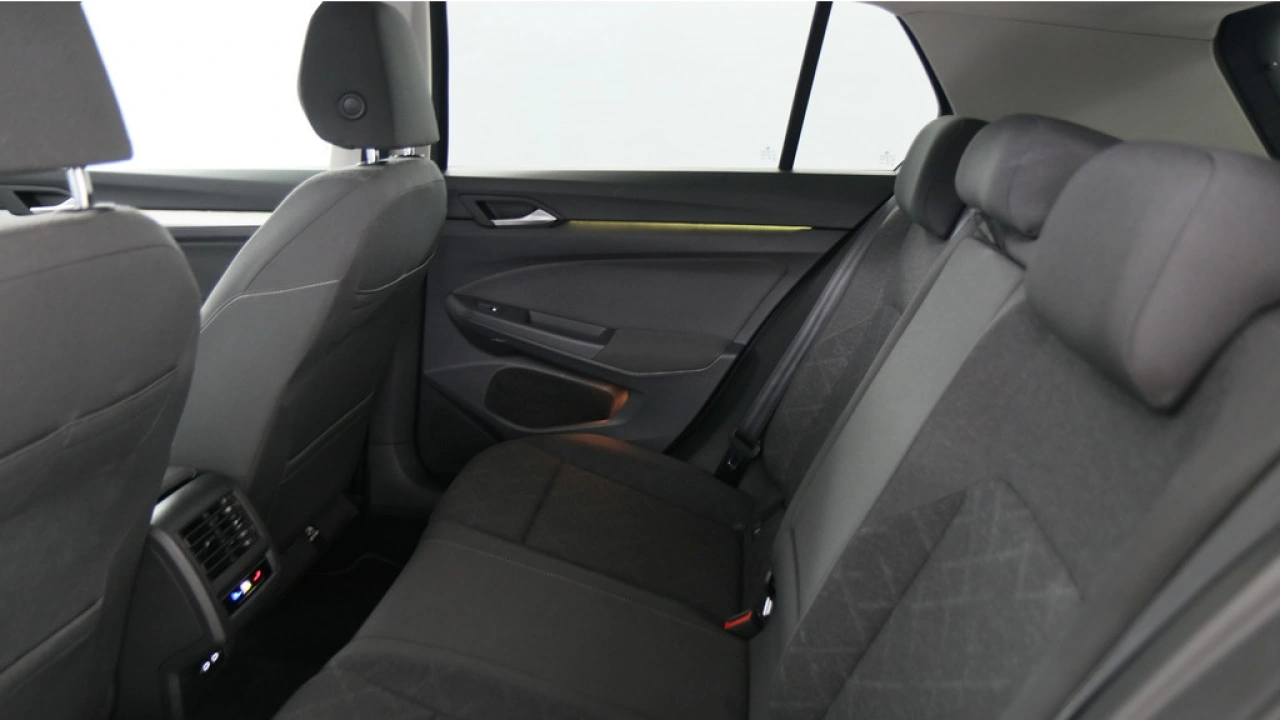 Volkswagen Golf 1.0 eTSI 110pk Life DSG