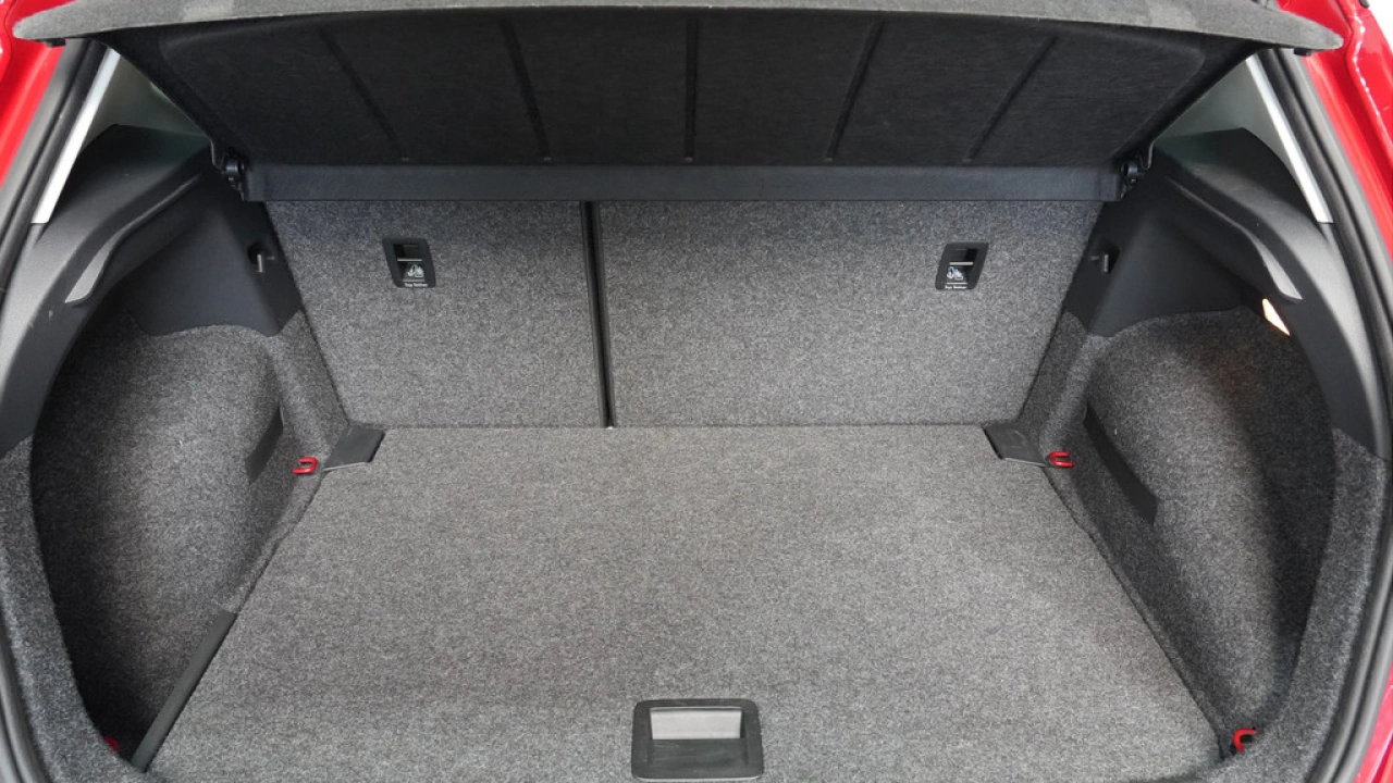 SEAT Arona 1.0 TSI 95pk Style Business Intense