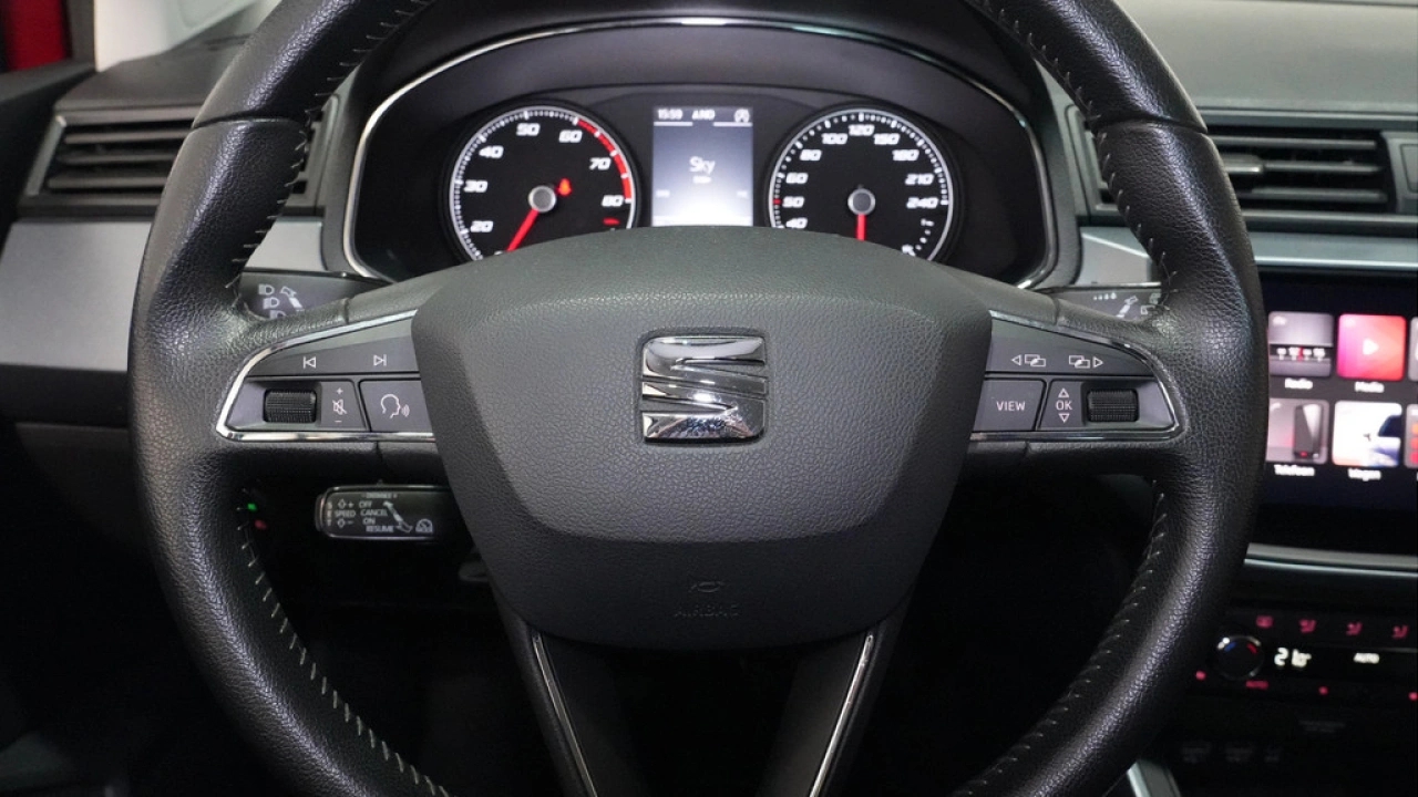 SEAT Arona 1.0 TSI 95pk Style Business Intense