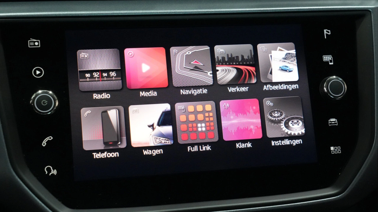 SEAT Arona 1.0 TSI 95pk Style Business Intense