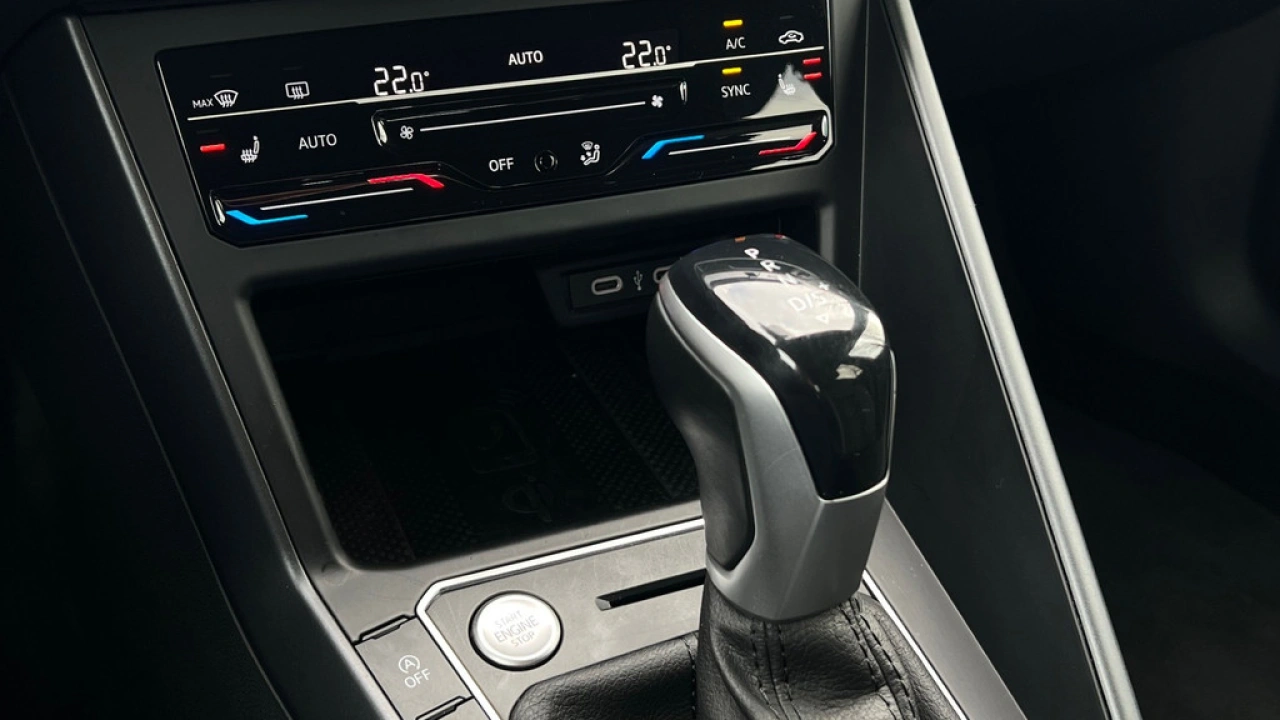 Volkswagen Taigo 1.5 TSI 150pk DSG R-Line Navigatie