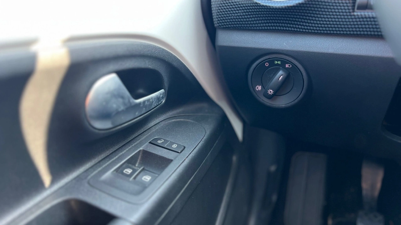 Volkswagen up! 1.0 65pk Airco Lane Assist Bluetooth