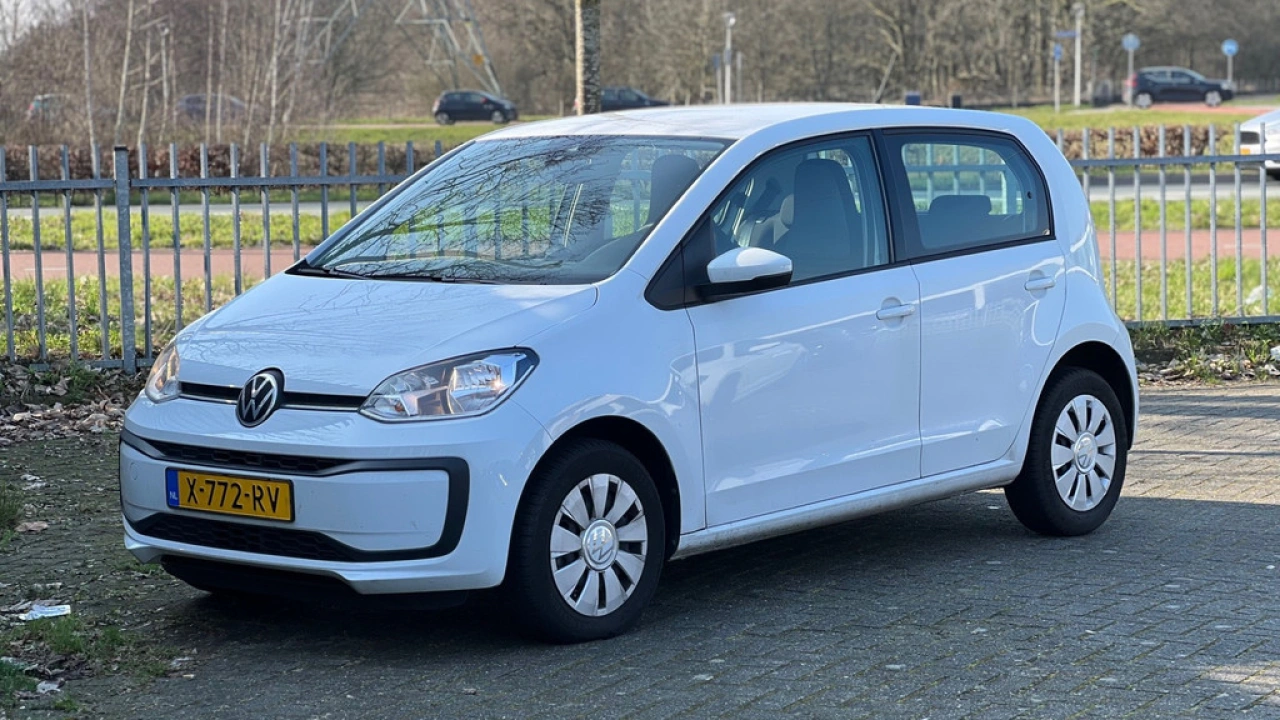 Volkswagen up! 1.0 65pk Airco Lane Assist Bluetooth