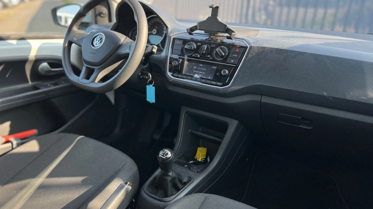 Volkswagen up! 1.0 65pk Airco Lane Assist Bluetooth