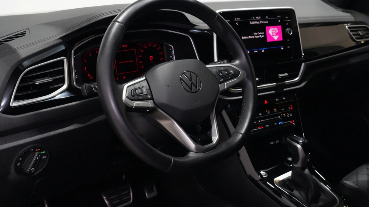 Volkswagen T-Roc 1.5 TSI 150pk DSG R-Line Business