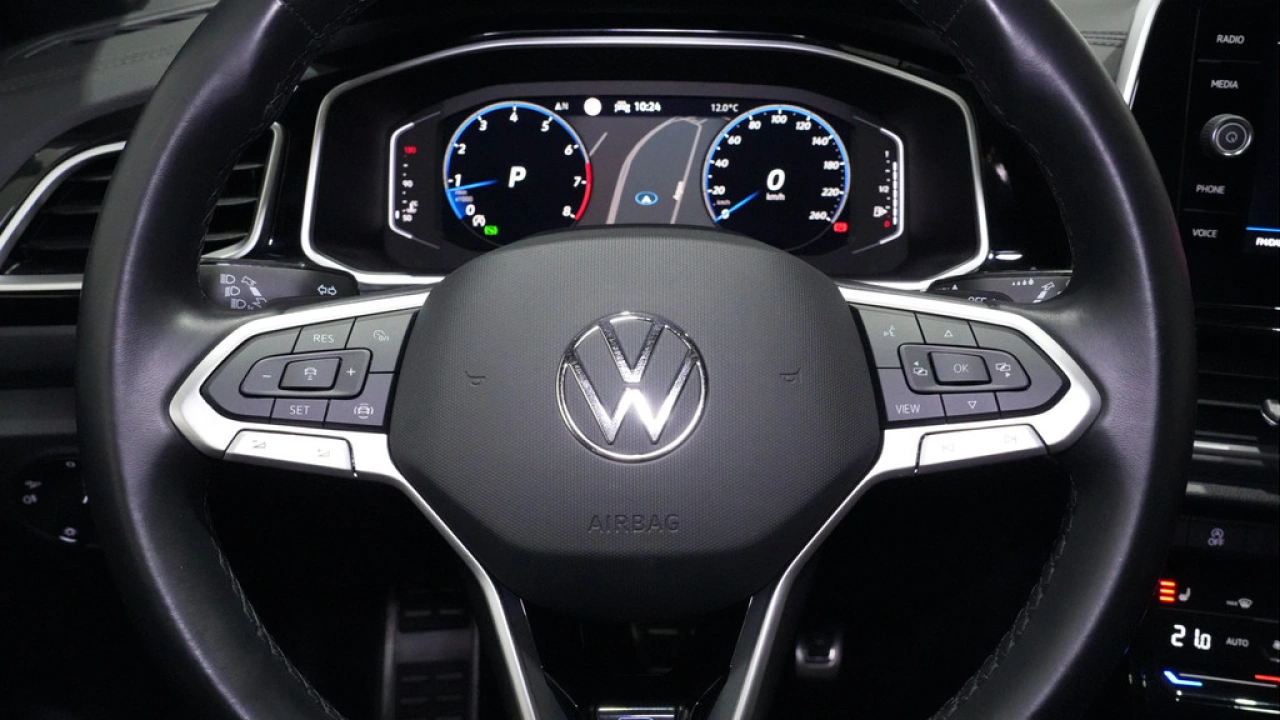 Volkswagen T-Roc 1.5 TSI 150pk DSG R-Line Business