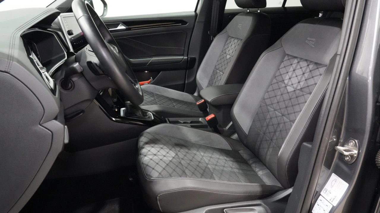 Volkswagen T-Roc 1.5 TSI 150pk DSG R-Line Business