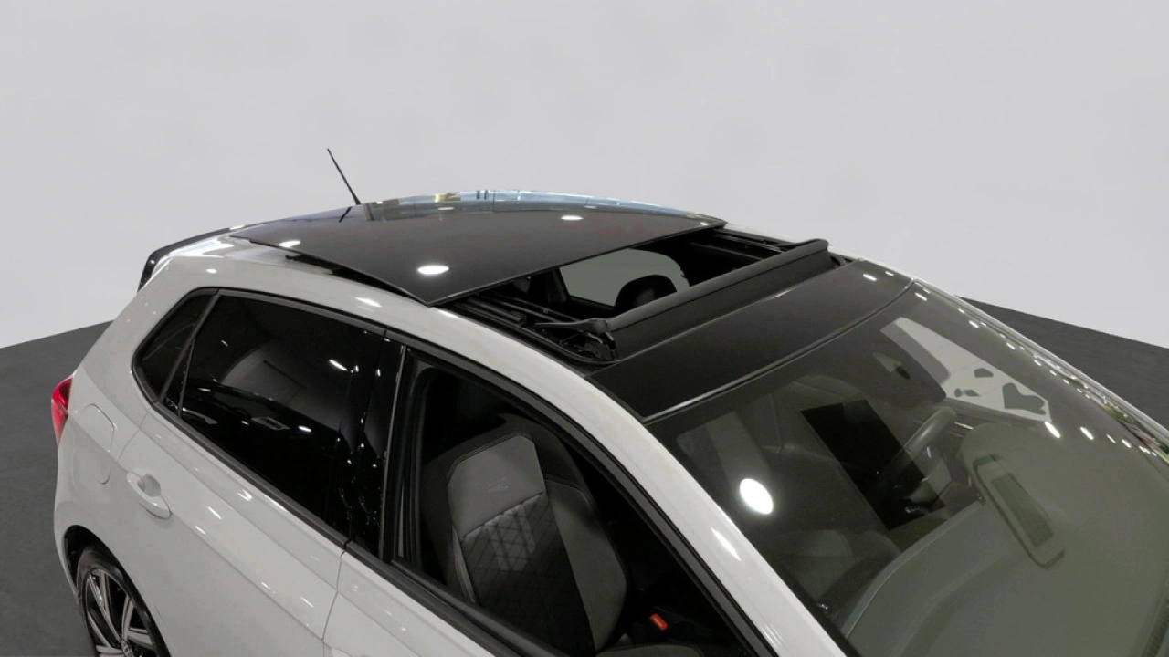 Volkswagen Polo 1.0 TSI Automaat | R-Line Business | Panoramadak | Camera | IQ Light |