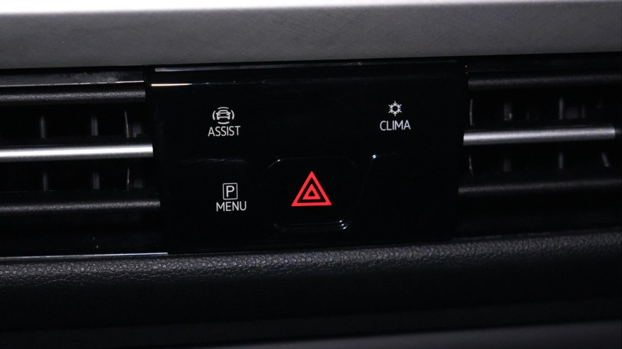 Volkswagen Golf 1.0 eTSI 110pk DSG Life Business