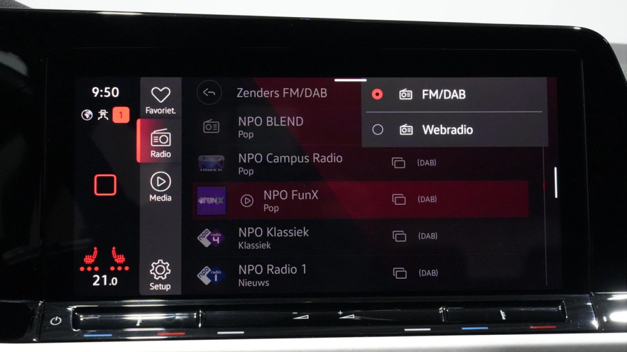 Volkswagen Golf 1.0 eTSI 110pk DSG Life Business