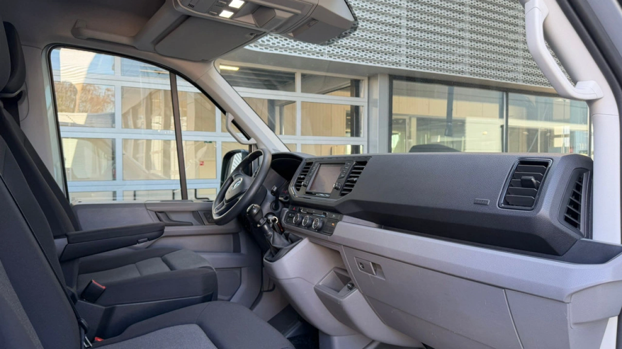 VW Bedrijfswagens Crafter L3H2 2.0 TDI 102pk 3.5T Comfortline