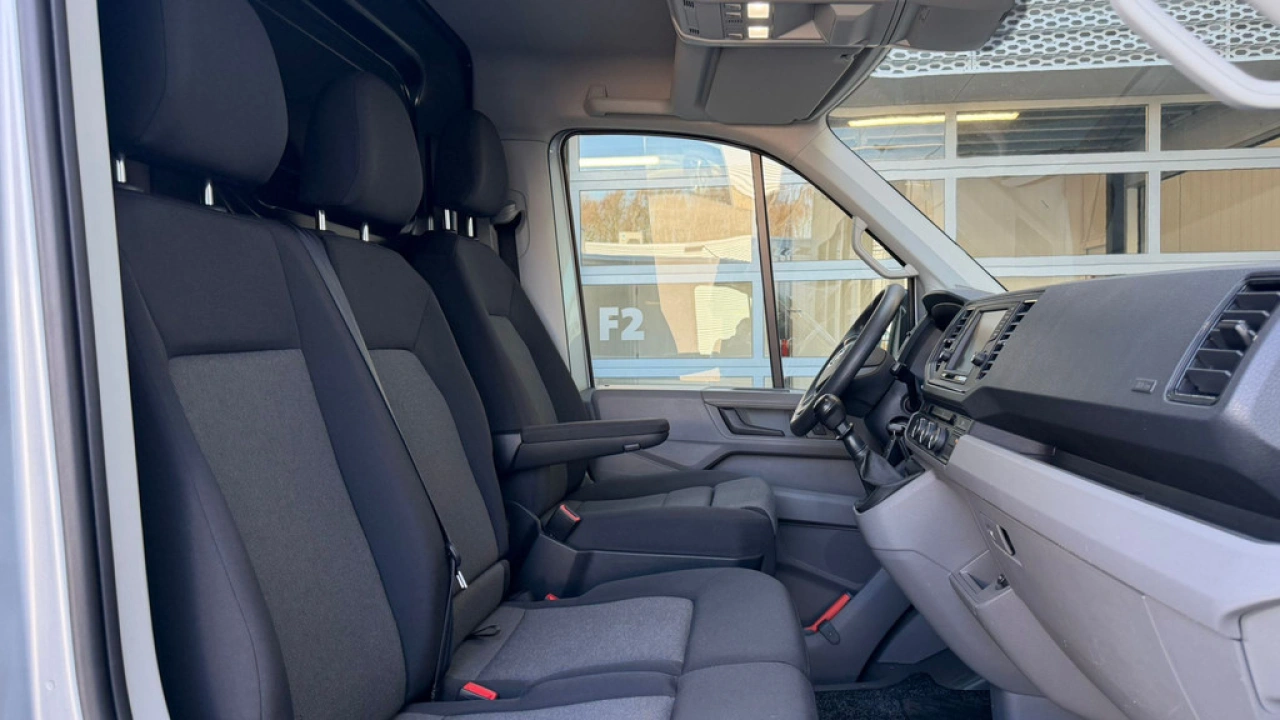 VW Bedrijfswagens Crafter L3H2 2.0 TDI 102pk 3.5T Comfortline