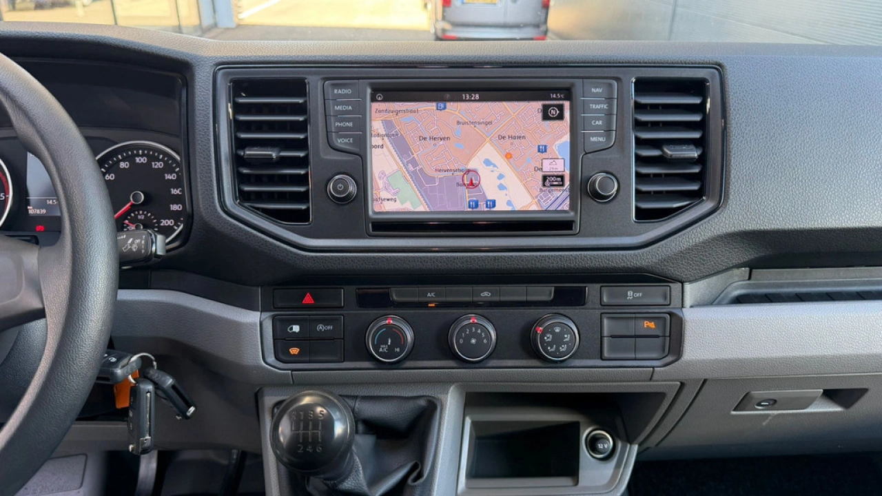 VW Bedrijfswagens Crafter L3H2 2.0 TDI 102pk 3.5T Comfortline