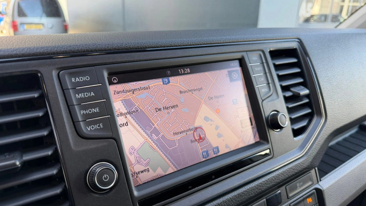 VW Bedrijfswagens Crafter L3H2 2.0 TDI 102pk 3.5T Comfortline