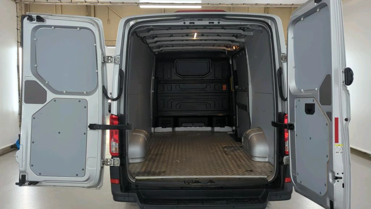 VW Bedrijfswagens Crafter L3H2 2.0 TDI 102pk 3.5T Comfortline