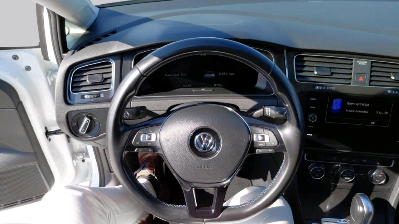 Volkswagen e-Golf E-DITION | Digital Cockpit | Keyless Entry |