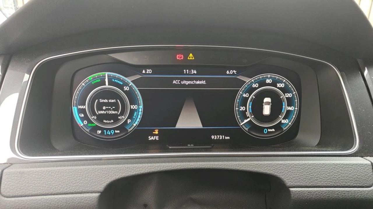 Volkswagen e-Golf E-DITION | Digital Cockpit | Keyless Entry | Binnenkort beschikbaar |
