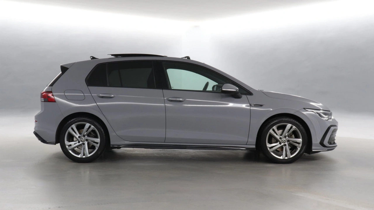 Volkswagen Golf 1.5 eTSI 130pk R-Line Business DSG
