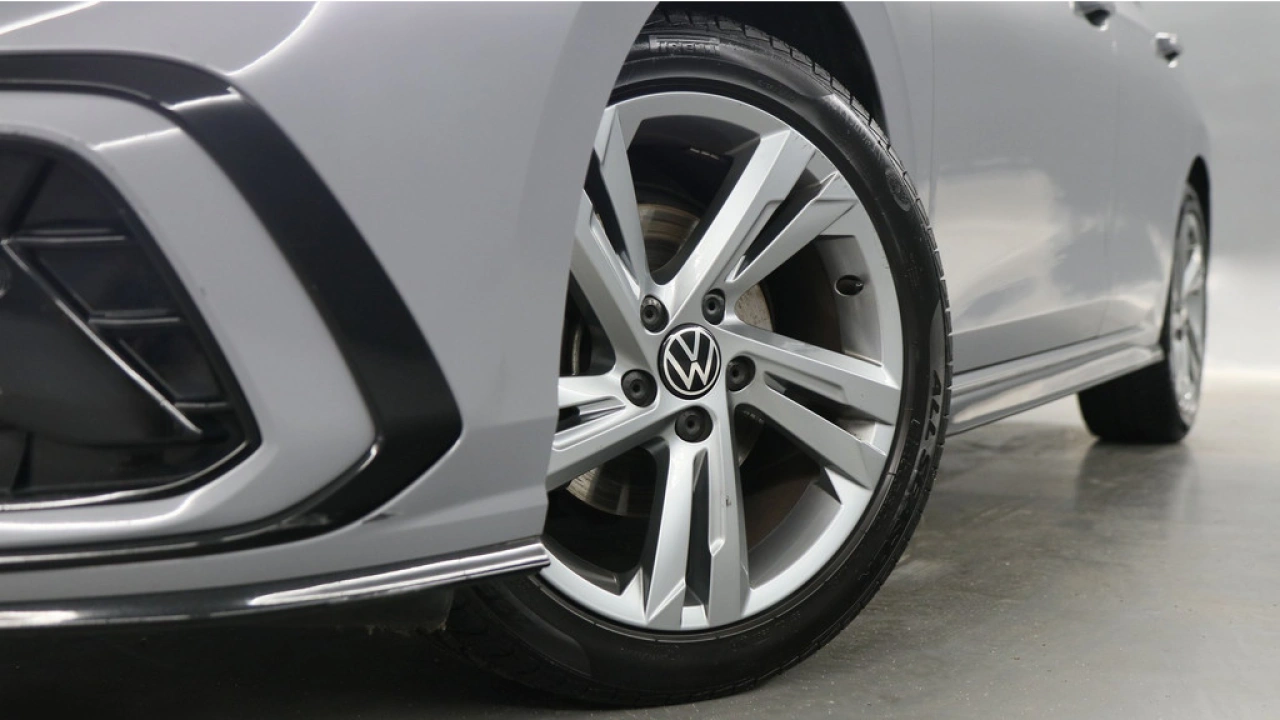 Volkswagen Golf 1.5 eTSI 130pk R-Line Business DSG