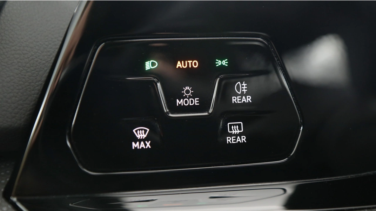 Volkswagen Golf 1.5 eTSI 130pk R-Line Business DSG