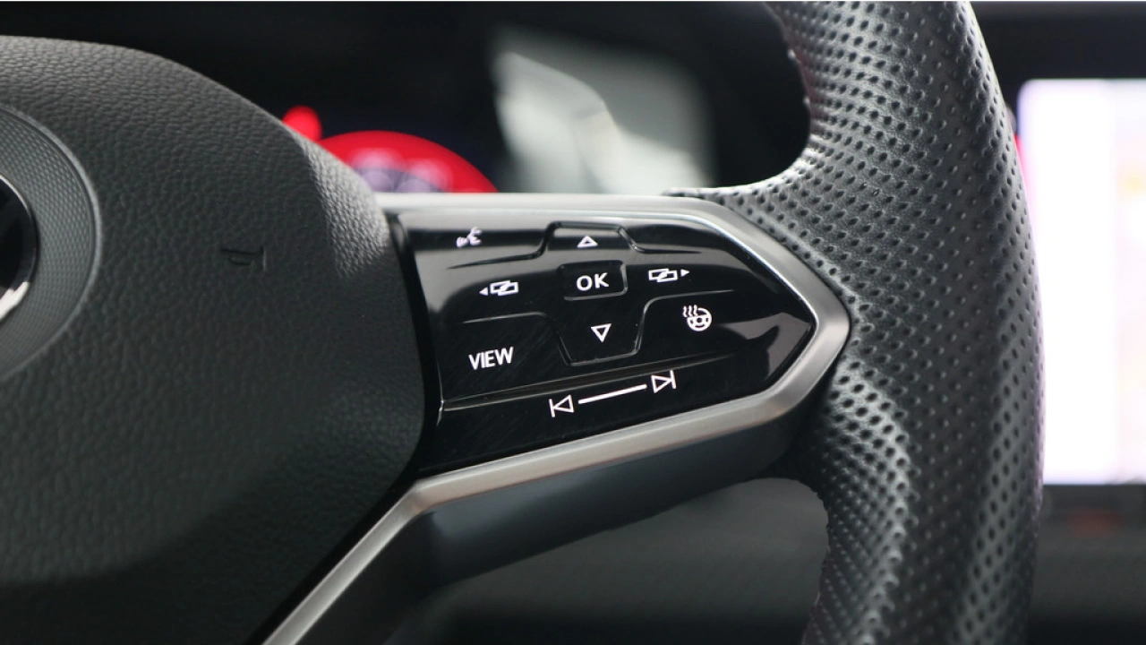 Volkswagen Golf 1.5 eTSI 130pk R-Line Business DSG