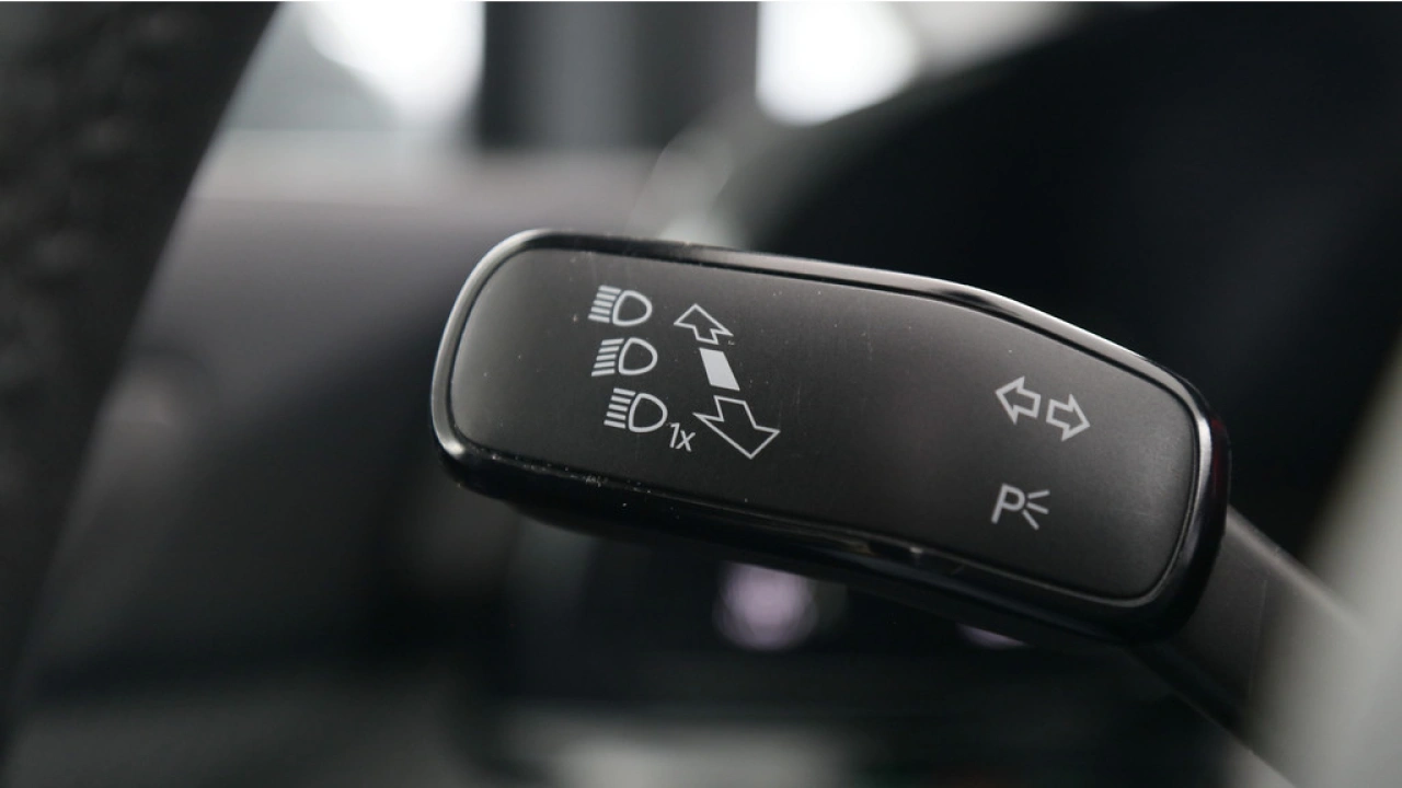 Volkswagen Golf 1.5 eTSI 130pk R-Line Business DSG