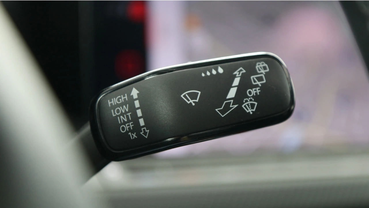 Volkswagen Golf 1.5 eTSI 130pk R-Line Business DSG