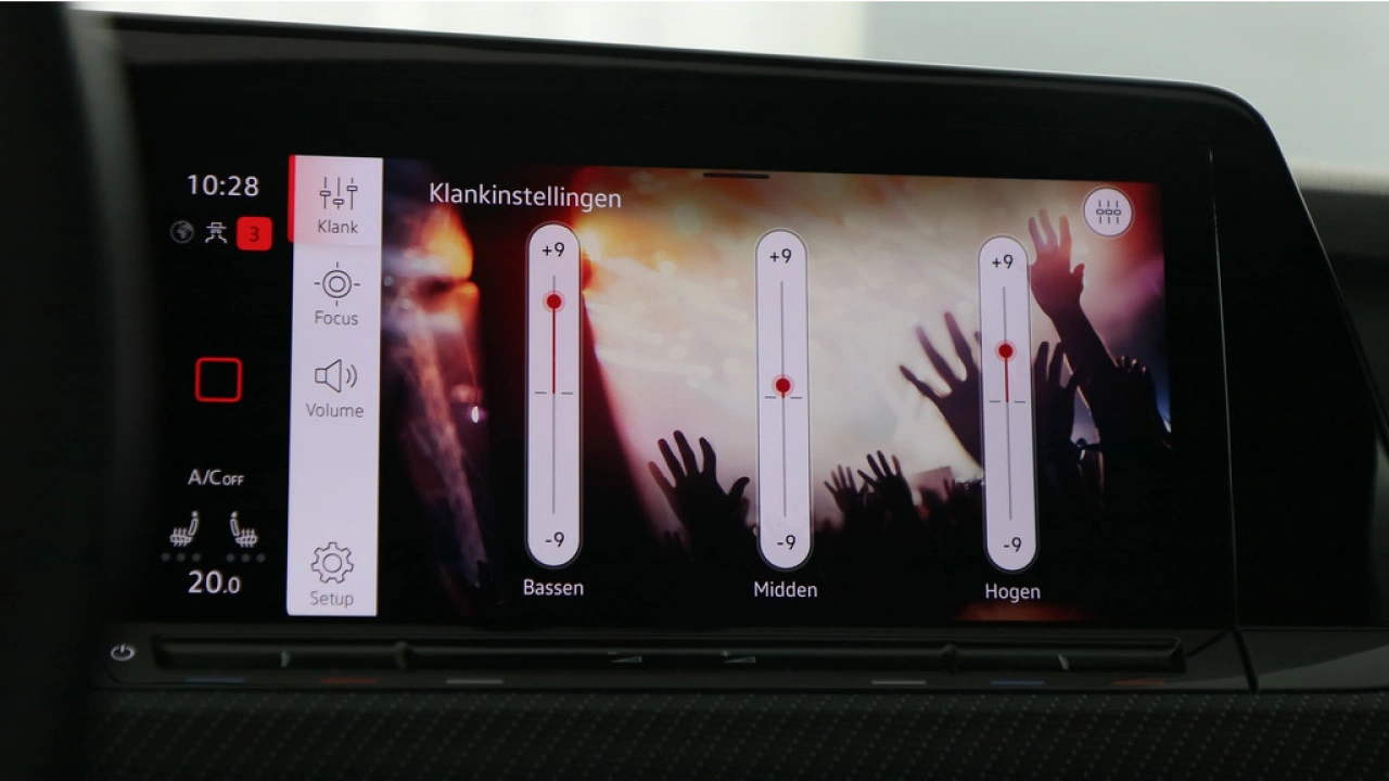 Volkswagen Golf 1.5 eTSI 130pk R-Line Business DSG