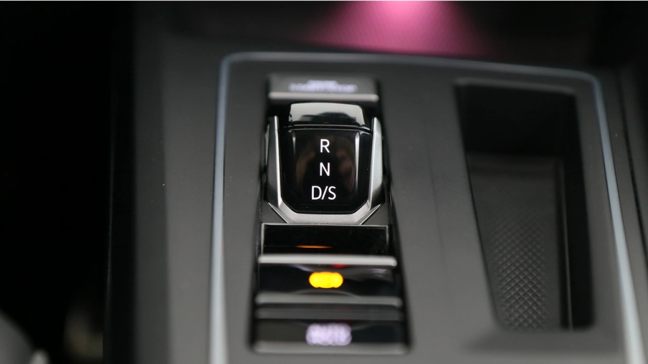 Volkswagen Golf 1.5 eTSI 130pk R-Line Business DSG