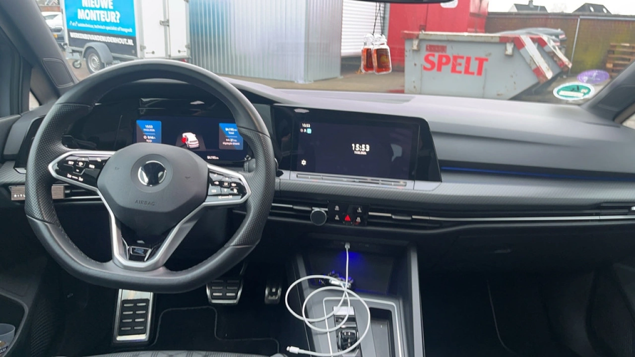 Volkswagen Golf 1.5 eTSI 130pk R-Line Business DSG