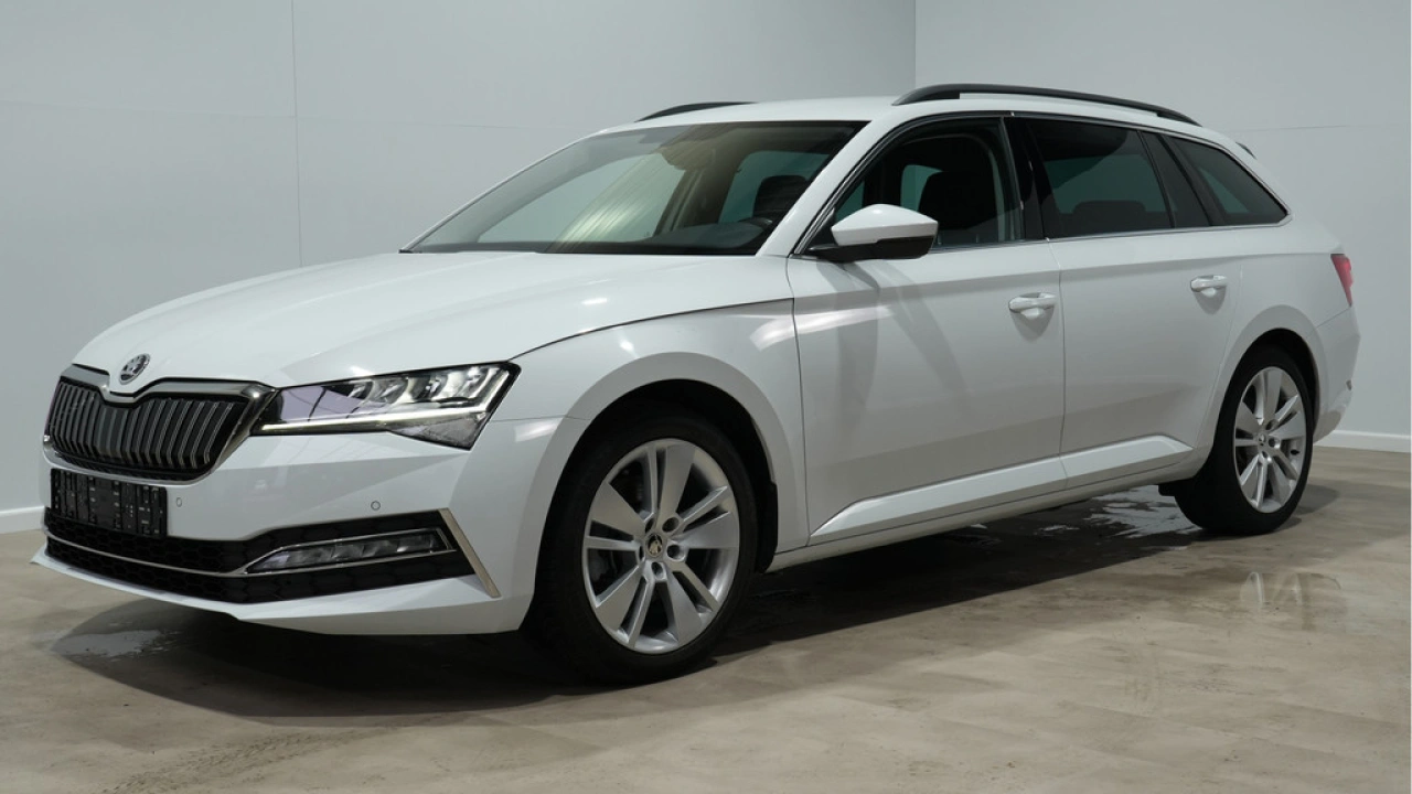 Škoda Superb Combi 1.4 TSI iV 204pk Business Edition Plus