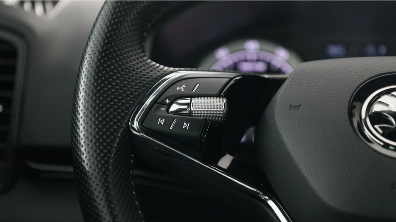 Škoda Karoq 1.5 TSI 150pk Automaat Sportline