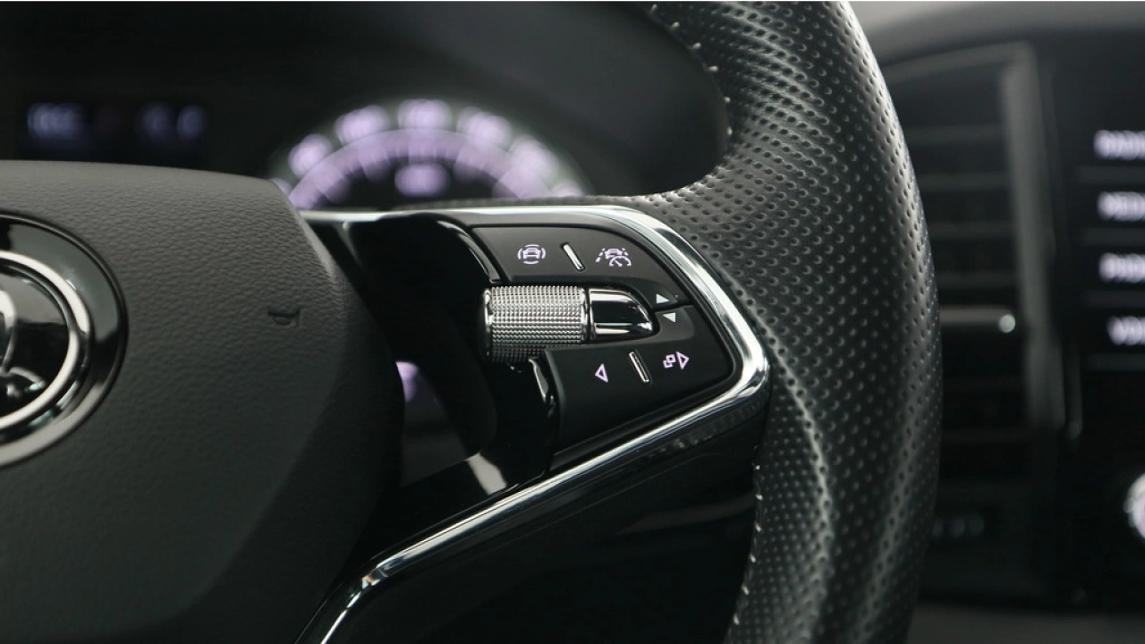 Škoda Karoq 1.5 TSI 150pk Automaat Sportline