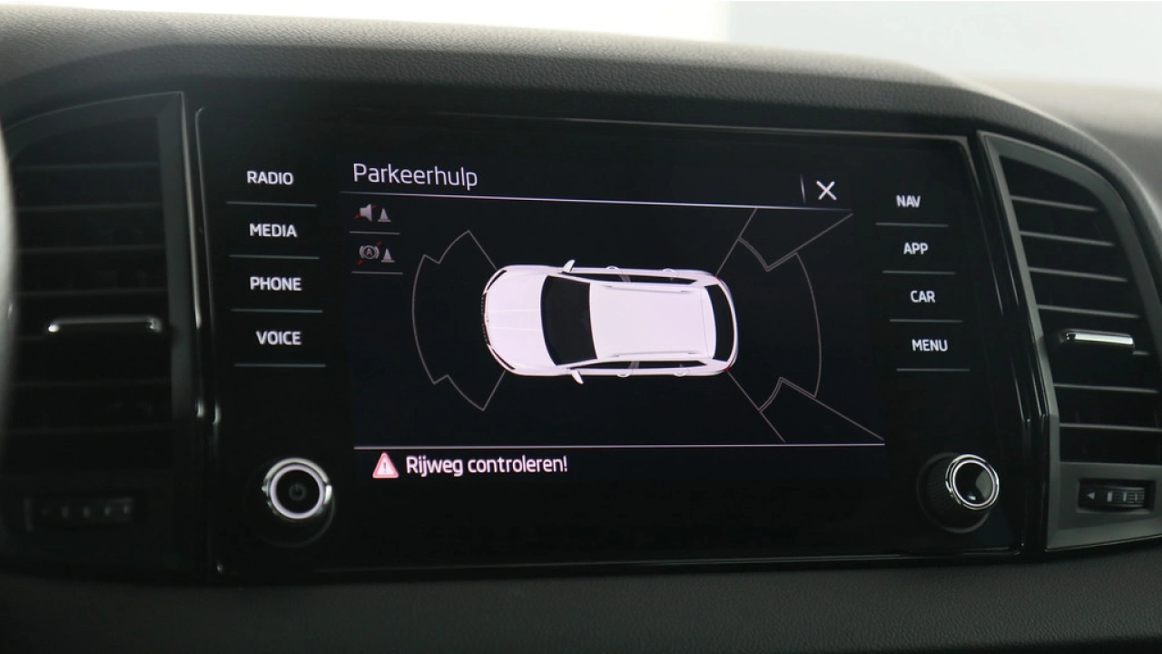Škoda Karoq 1.5 TSI 150pk Automaat Sportline