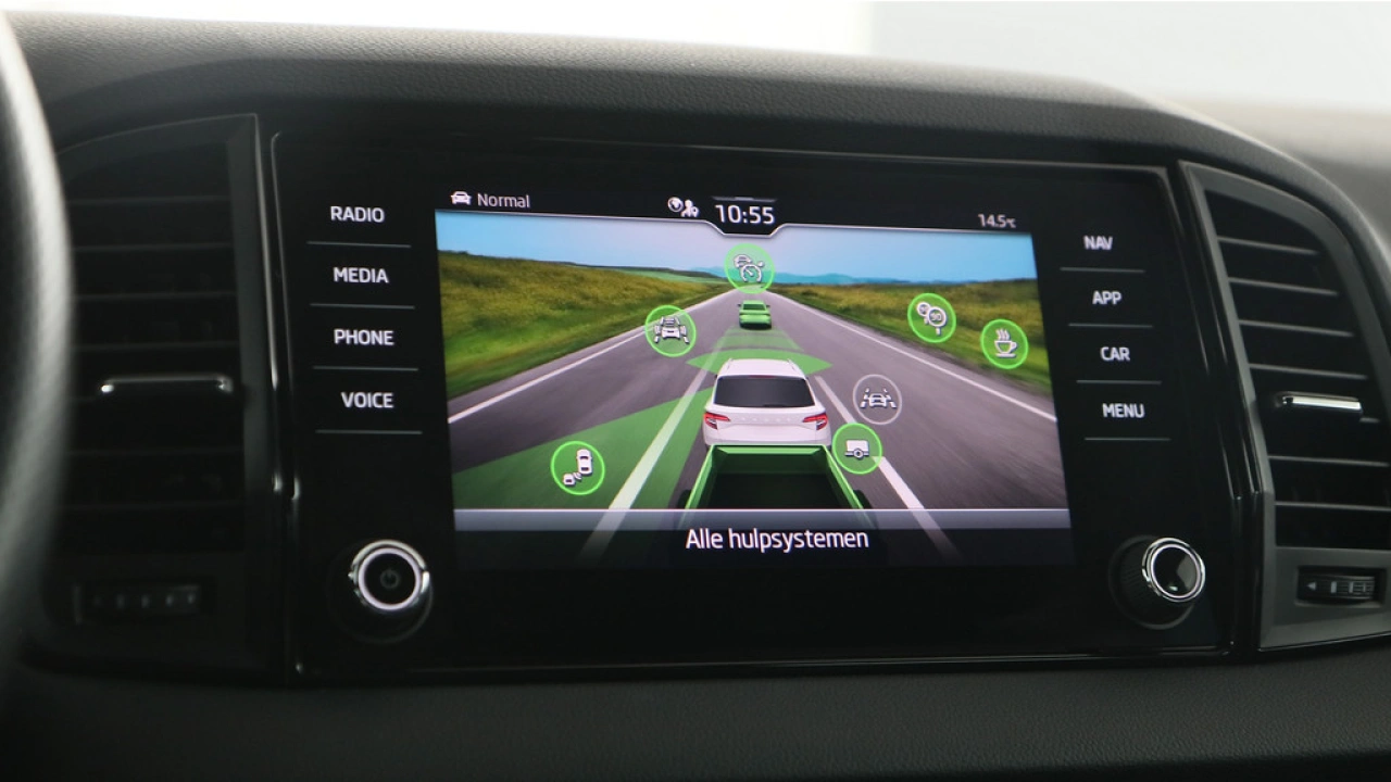 Škoda Karoq 1.5 TSI 150pk Automaat Sportline