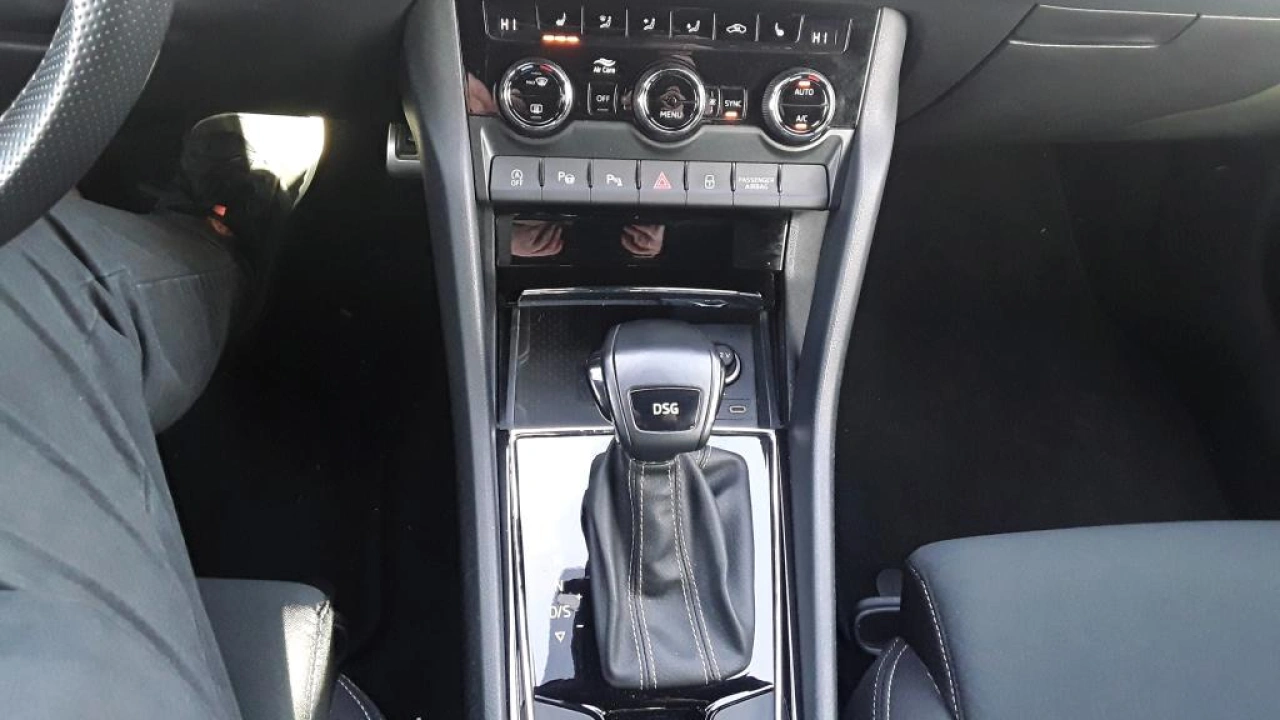 Škoda Karoq 1.5 TSI 150pk Automaat Sportline