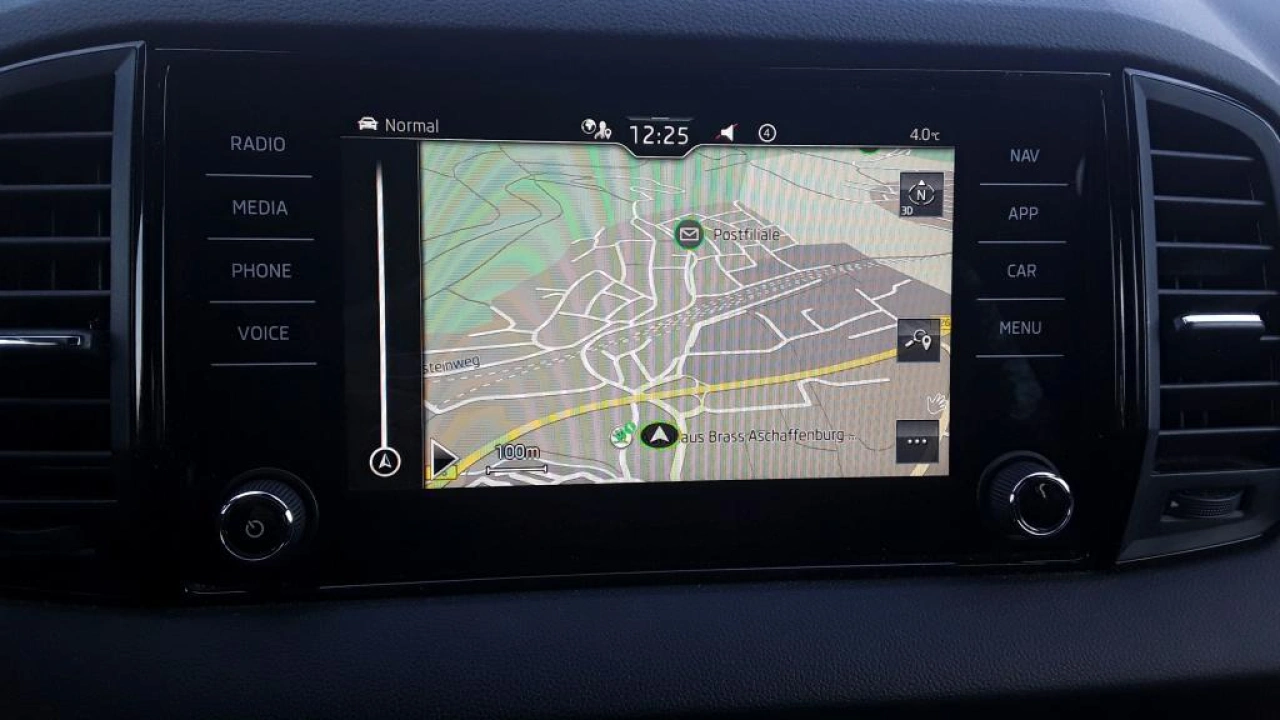 Škoda Karoq 1.5 TSI 150pk Automaat Sportline