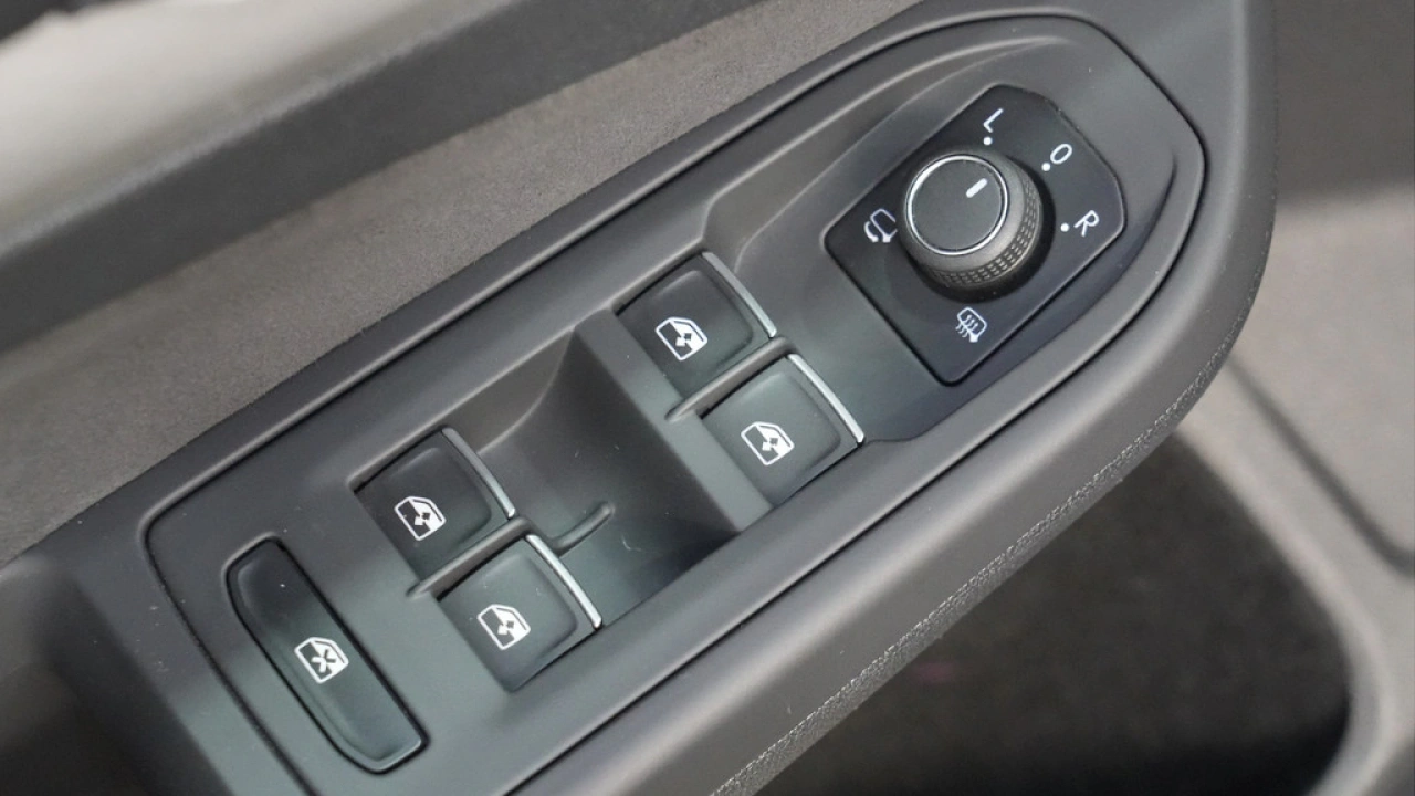 Volkswagen Golf 1.0 eTSI 110pk Life Business