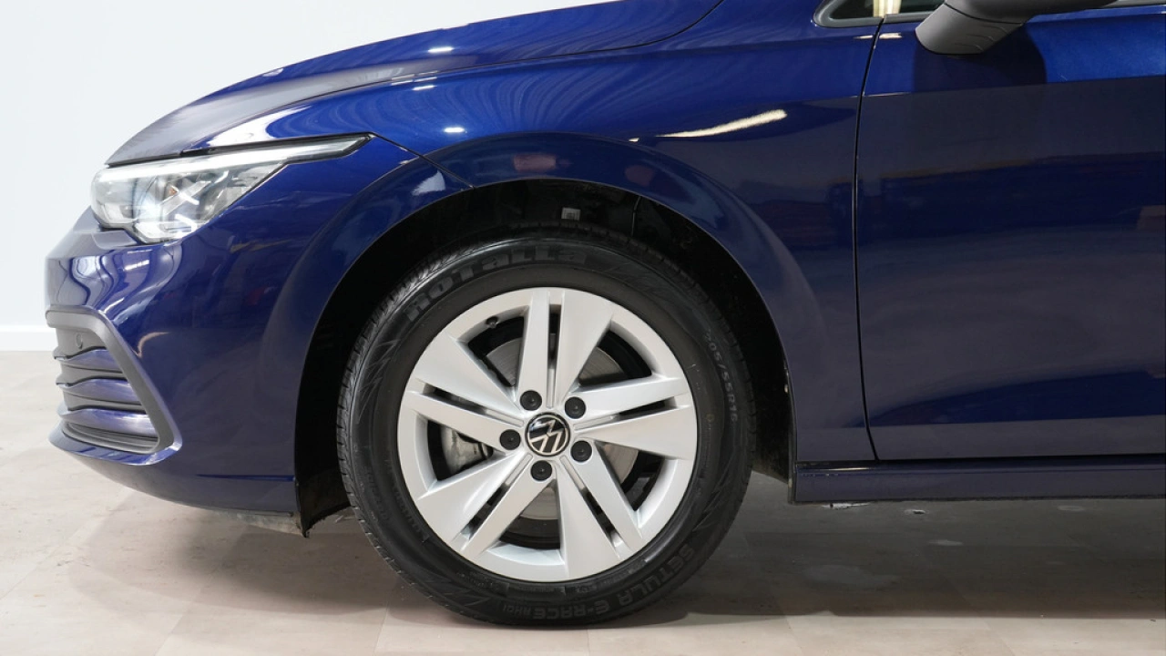 Volkswagen Golf 1.0 eTSI 110pk Life Business