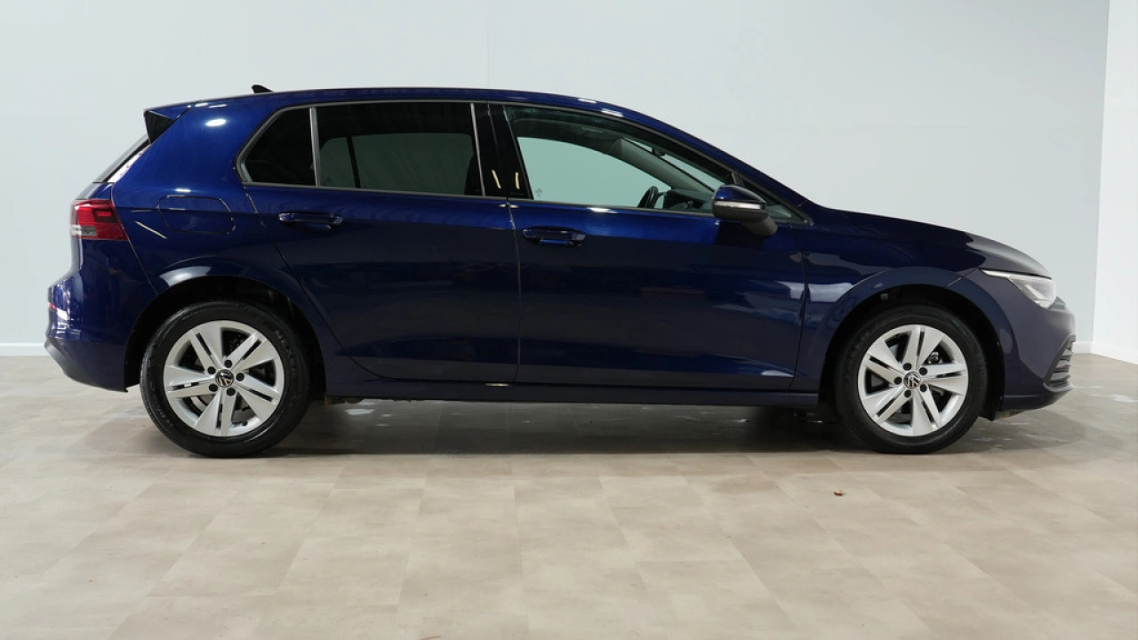 Volkswagen Golf 1.0 eTSI 110pk Life Business